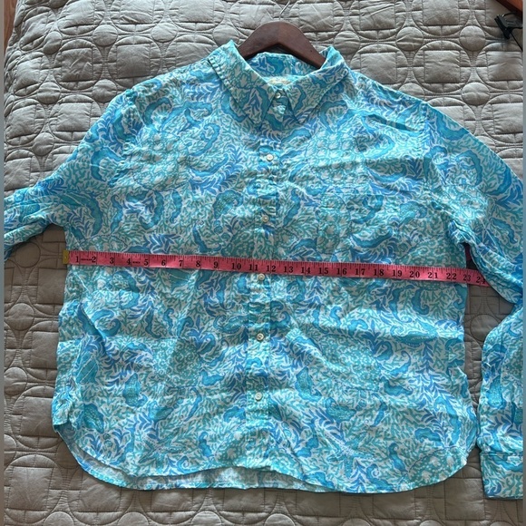 Lilly Pulitzer Women's Coralynn Button-Down - Picture 12 of 16